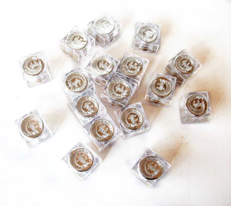 <strong>保健品瓶单片包装瓶子</strong><strong>压片糖果瓶</strong><strong>虫草亚克力瓶</strong><strong>含片小方瓶</strong>